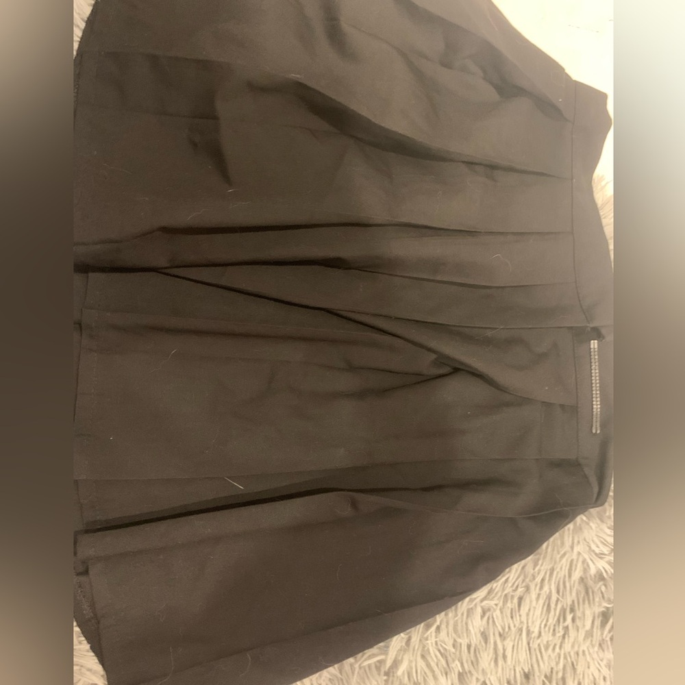 plain black skirt